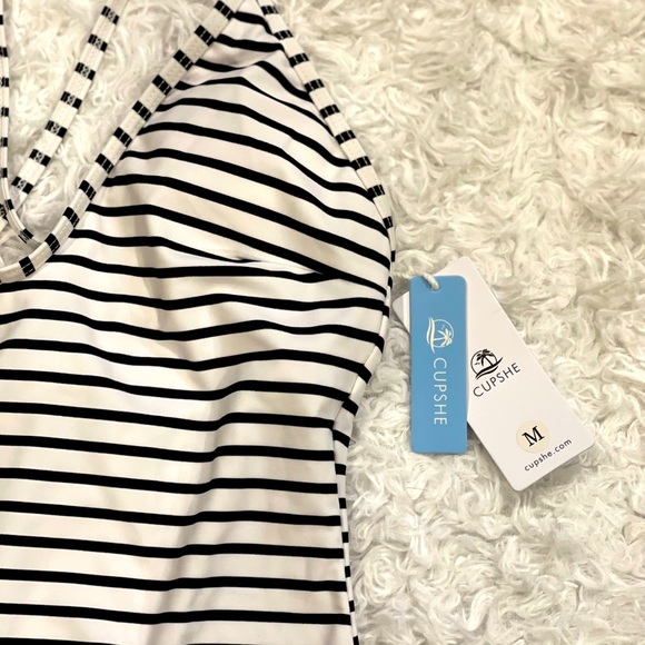 🎉HP🎉Cupshe swimsuit. - Picture 6 of 10